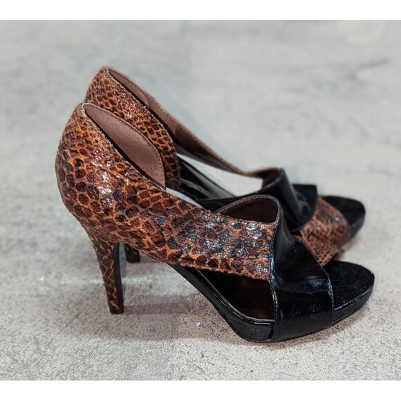 Carlos Santana Size 7.5M Twirl Leopard Print Strappy Brown Faux Suede Heels - Picture 1 of 5